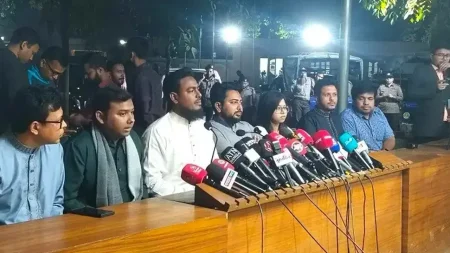 ‘নোট অব ডিসেন্ট’ বাদ রেখে জুলাই সনদে সই করেছি : নাহিদ ইসলাম নাহিদ ইসলাম