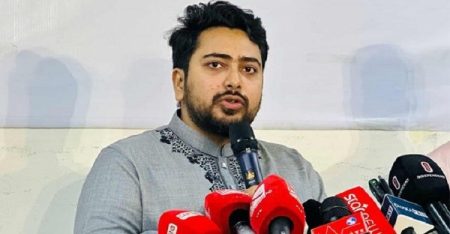 আগামী কয়েক ঘণ্টা সর্বোচ্চ সতর্ক থাকুন : নাহিদ ইসলাম নাহিদ ইসলাম