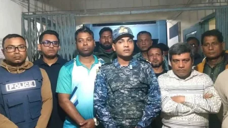 নৌবাহিনীর
