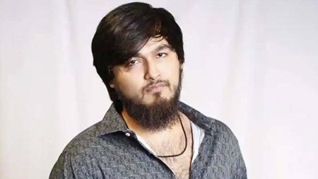 কণ্ঠশিল্পী নোবেল
