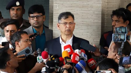 শিগগিরই নতুন ১০ হাজার কনস্টেবল নিয়োগ দেওয়া হবে : স্বরাষ্ট্রমন্ত্রী স্বরাষ্ট্রমন্ত্রী