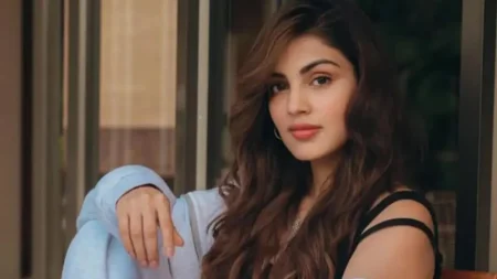 ছয় বছর পরে পর্দায় ফিরছেন রিয়া রিয়া চক্রবর্তী
