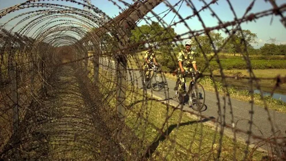 বাংলাদেশি ও রোহিঙ্গা