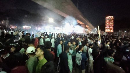 শাহবাগ অবরোধ