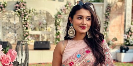 প্রথম গ্ল্যামারাস চরিত্রে অভিনয় করছি : তাসনিয়া ফারিণ তাসনিয়া ফারিণ
