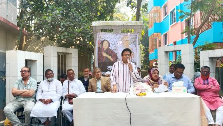 ‘এটিএম কামালের পিতা মাতা নারায়ণগঞ্জের নিভৃত পল্লীতে শিক্ষায় আলো জ্বালিয়েছেন’