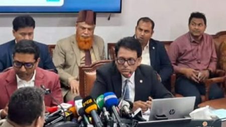 শিক্ষামন্ত্রী