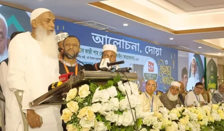 হাজীদের সেবা দিলে পুরস্কার, কষ্ট দিলে শাস্তি : ধর্মমন্ত্রী ministry islam