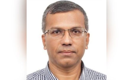 গভর্নর মোস্তাকুর রহমান