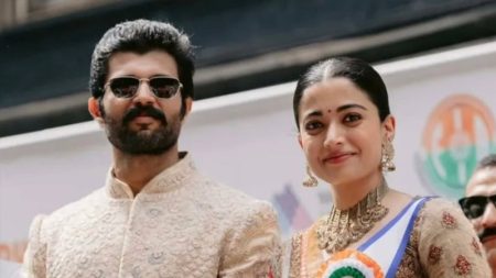 rashmika-mandanna-and-vijay-deve