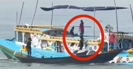 পদ্মায় নৌযানে চাঁদাবাজির ভিডিও ভাইরাল, আটক ৩ shariat
