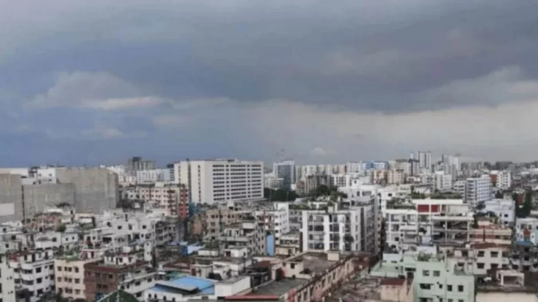 আকাশ মেঘলা