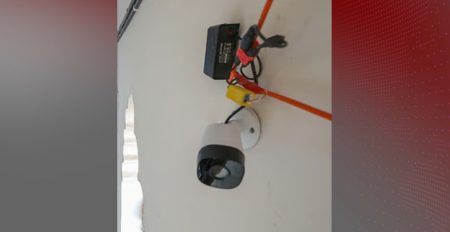 ক্যামেরা চুরি
