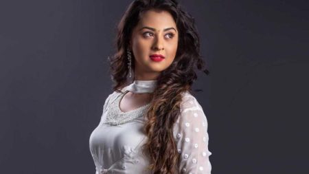 গুঞ্জন নিয়ে মুখ খুললেন বুবলী