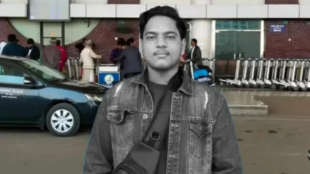 দালালের প্রলোভনে