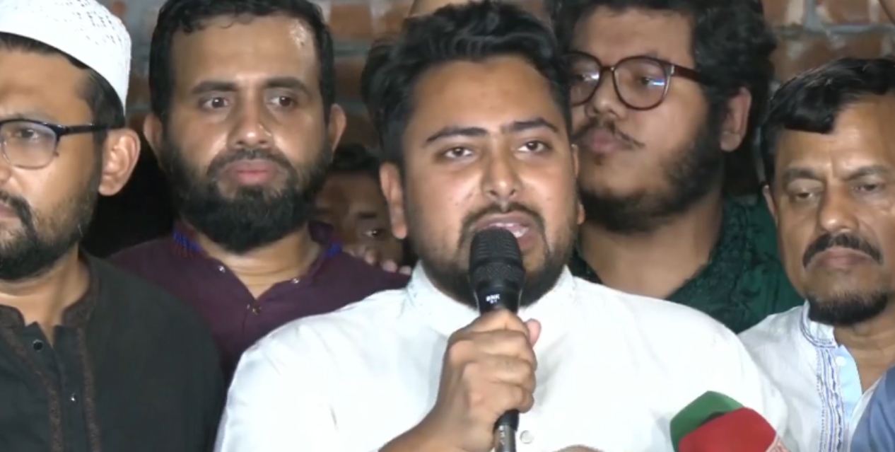 নিয়মতান্ত্রিক