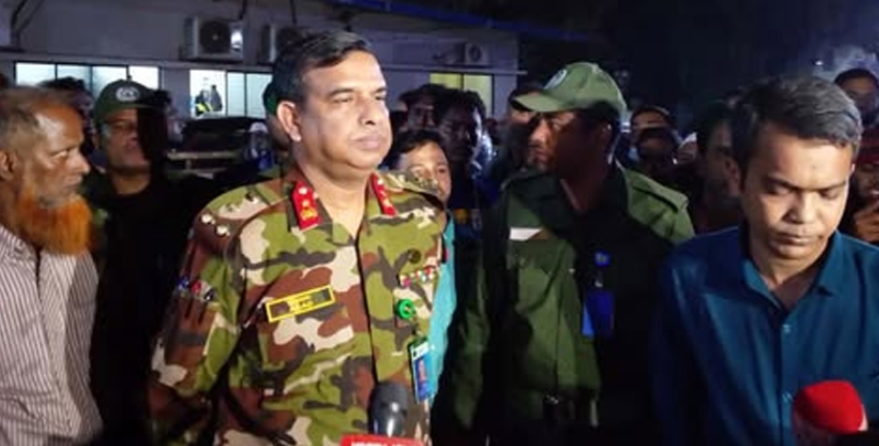 পরিচালক