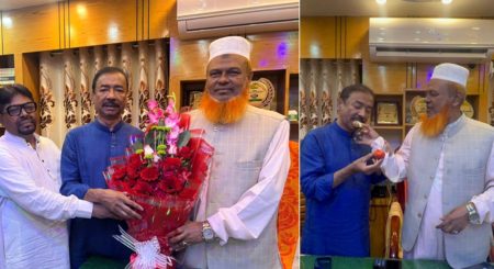 কুমিল্লা-৯ আসনে প্রতিদ্বন্দ্বী প্রার্থীর অফিসে ফুল-মিষ্টি নিয়ে বিএনপির এমপি ফুল