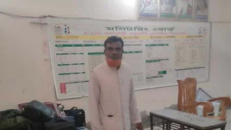 ব্যালট পেপার ছিনতাই