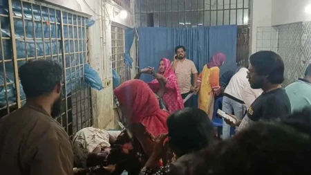 খুলনায় বিএনপি-জামায়াত সমর্থকদের সংঘর্ষ, আহত ১০ সংঘর্ষের ঘটনা