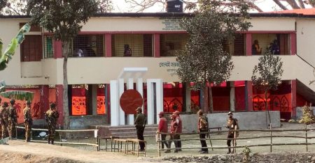 সন্তান প্রসব