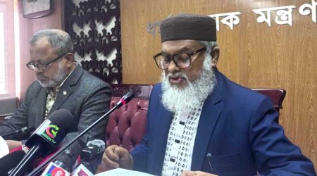 ‘হজ ব্যবস্থাপনায় স্বচ্ছতা ও বড় সাশ্রয়, বিমান ভাড়া কমেছে ৪০ হাজার টাকা’ হজ
