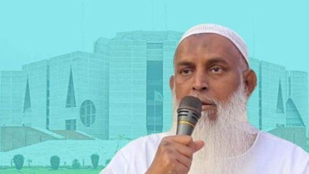 মা-বাবার মতো হজযাত্রীদের খেদমত করতে হবে : ধর্মমন্ত্রী হজযাত্রীদের খেদমত করতে হবে