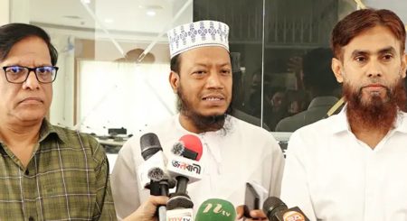 মেডিকেল কলেজের ৫০ কোটি টাকার প্রলোভনেও স্থির আমির হামজা হামজা