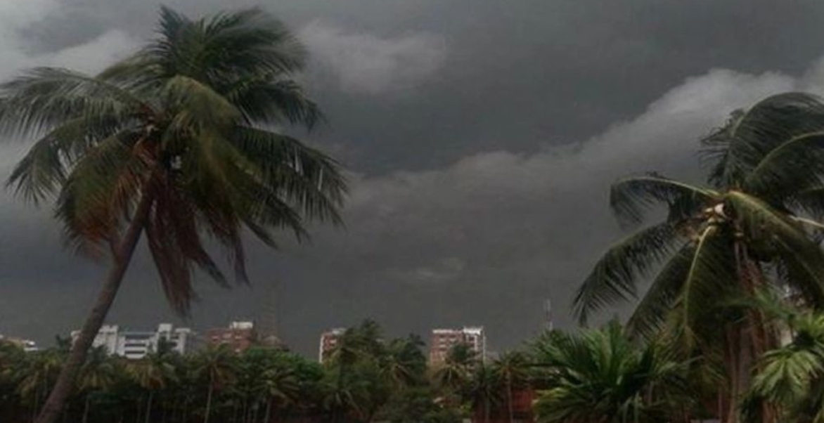 দেশের সাত অঞ্চলে ঝোড়ো হাওয়া ও বজ্রবৃষ্টির সতর্কতা বজ্রবৃষ্টি