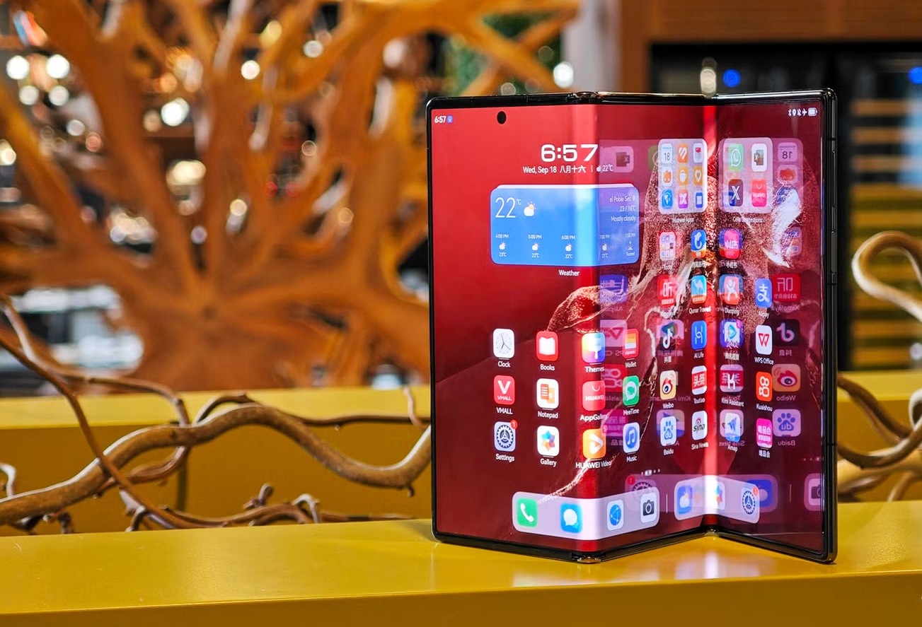Galaxy Z TriFold