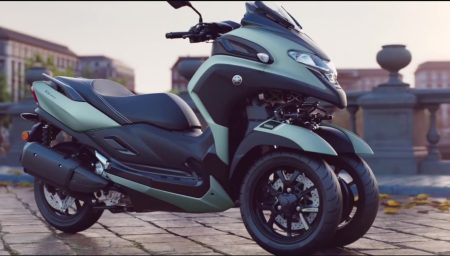 Production Scooter With a Carlike Airbag System Debuts on Yamaha Tricity 300 Production Scooter With A Carlike Airbag System