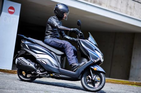 Suzuki Burgman Street 125 EX Gets New Pearl Grace White Colour Option Suzuki Burgman Street 125 EX