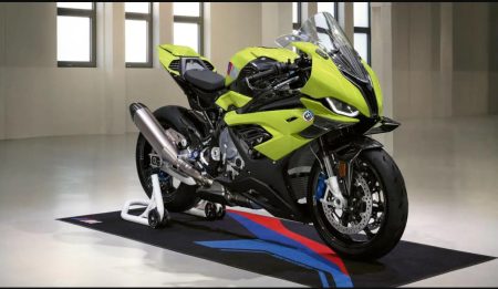 BMW M 1000 R