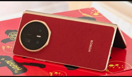 HONOR MAGIC V6 PRICE ANNOUNCED AS FOLDABLE WITH LARGEST BATTERY AND NEW HINGE DEBUTS IN CHINA Honor Magic V6 price