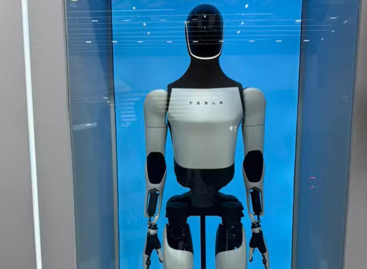 Gen 3 Humanoid Robot Debuts At AWE 2026 As Tesla Targets Mass Production