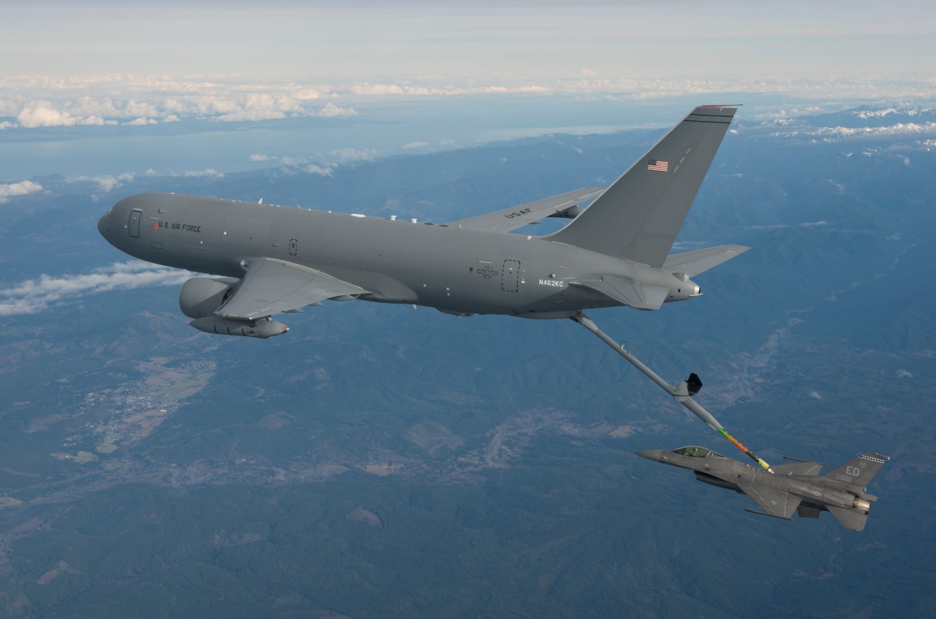 refueling aircraft