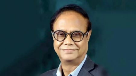 অর্থনীতিবিদ আহসান এইচ মনসুরকে