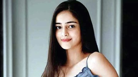 অনন্যা পান্ডে
