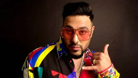 গানে আপত্তিকর অঙ্গভঙ্গি, প্রেপ্তার আতঙ্কে বাদশা বাদশা