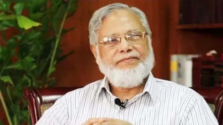 ৪ মামলায় সাবেক প্রধান বিচারপতি খায়রুল হকের জামিন প্রধান বিচারপতি