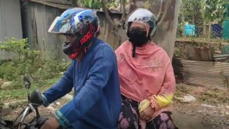 স্ত্রীকে নিয়ে মোটরসাইকেলে ৬৪ জেলা ঘুরে দেখলেন তাজুল ইসলাম Bow