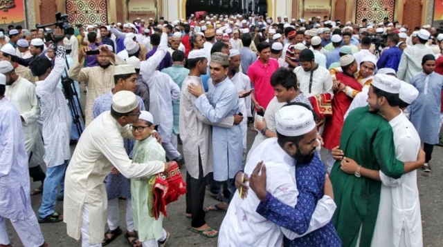 দেশের কোথায় কখন ঈদের জামাত দেশের কোথায় কখন ঈদের জামাত