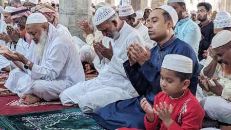 দেশের কোথায় কখন ঈদের জামাত ঈদের জামাত