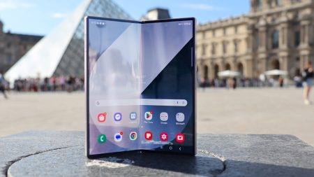 Samsung Galaxy Z Fold 7 Launches July 25 Thinner, Lighter, More Expensive Galaxy Z Fold 7