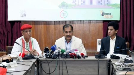 তামাকের ‘প্রকাশ্যে ব্যবহার নিষিদ্ধ’ করার প্রস্তাব দেওয়া হবে : তথ্যমন্ত্রী Ministry