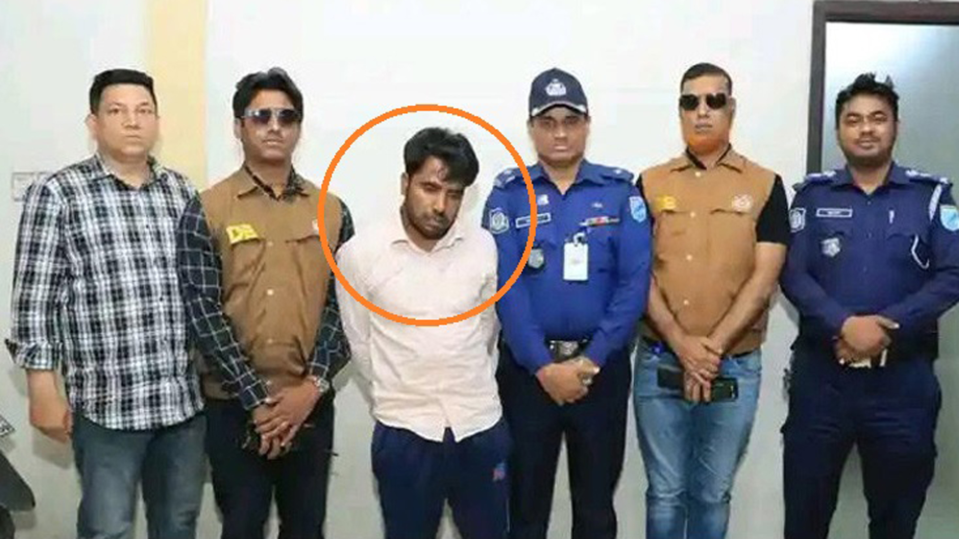 মেয়েকে হত্যা