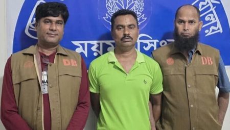 ব্যবসায়ীকে হত্যা: ফেলে যাওয়া মানিব্যাগের সূত্র ধরে গ্রেফতার ১ News