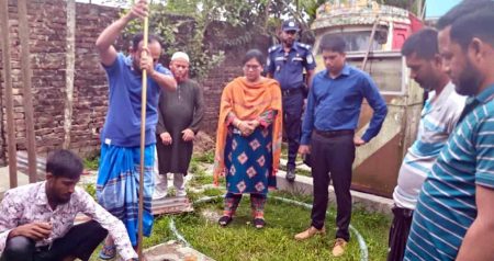 ময়মনসিংহে মাটির নিচে ২৪ হাজার লিটার জ্বালানি তেল জব্দ জ্বালানি তেল