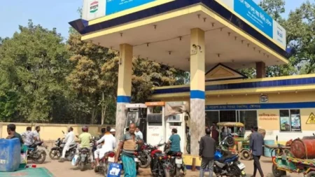 পেট্রল পাম্পের ট্যাগ