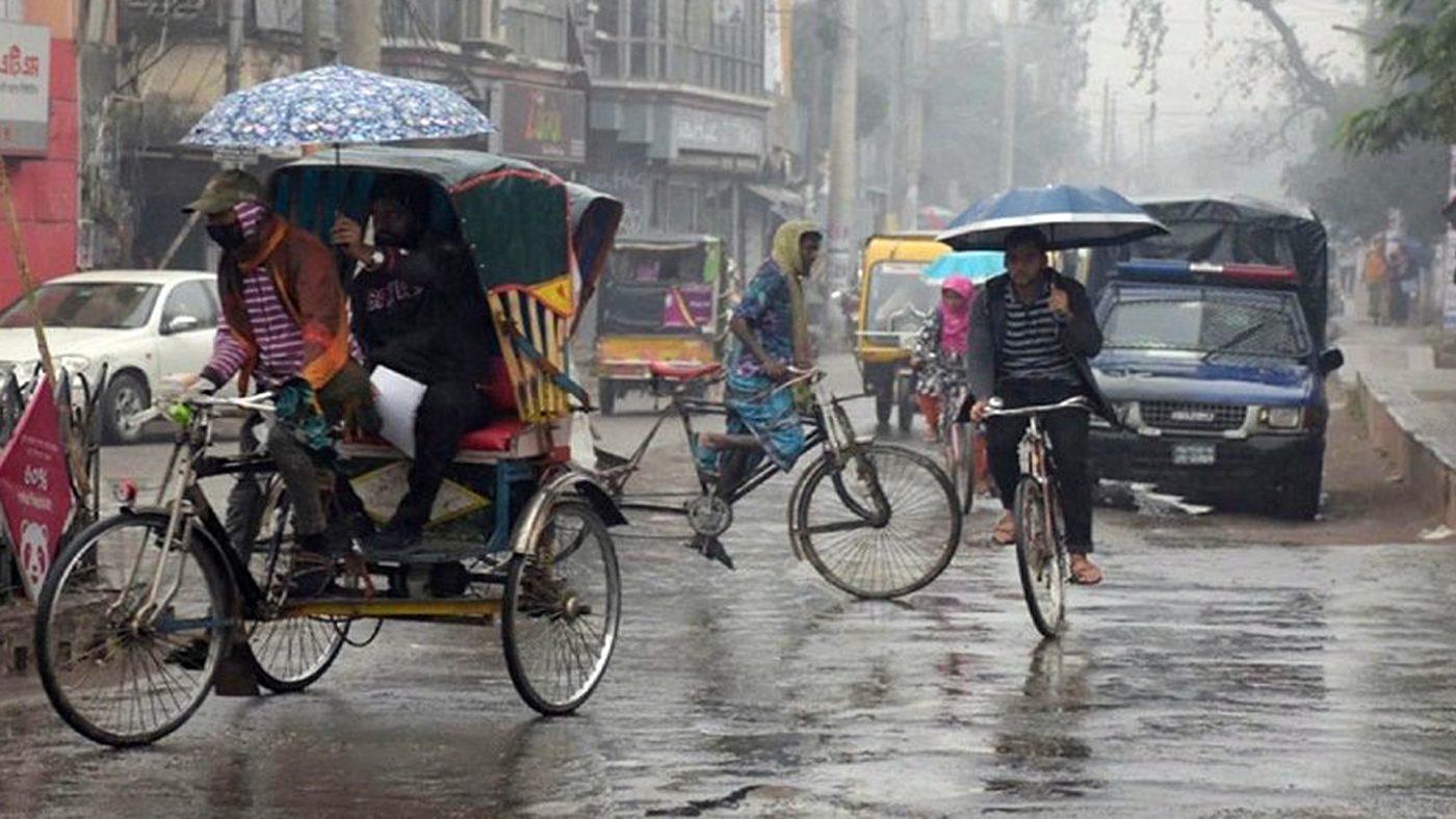 বৃষ্টির আভাস
